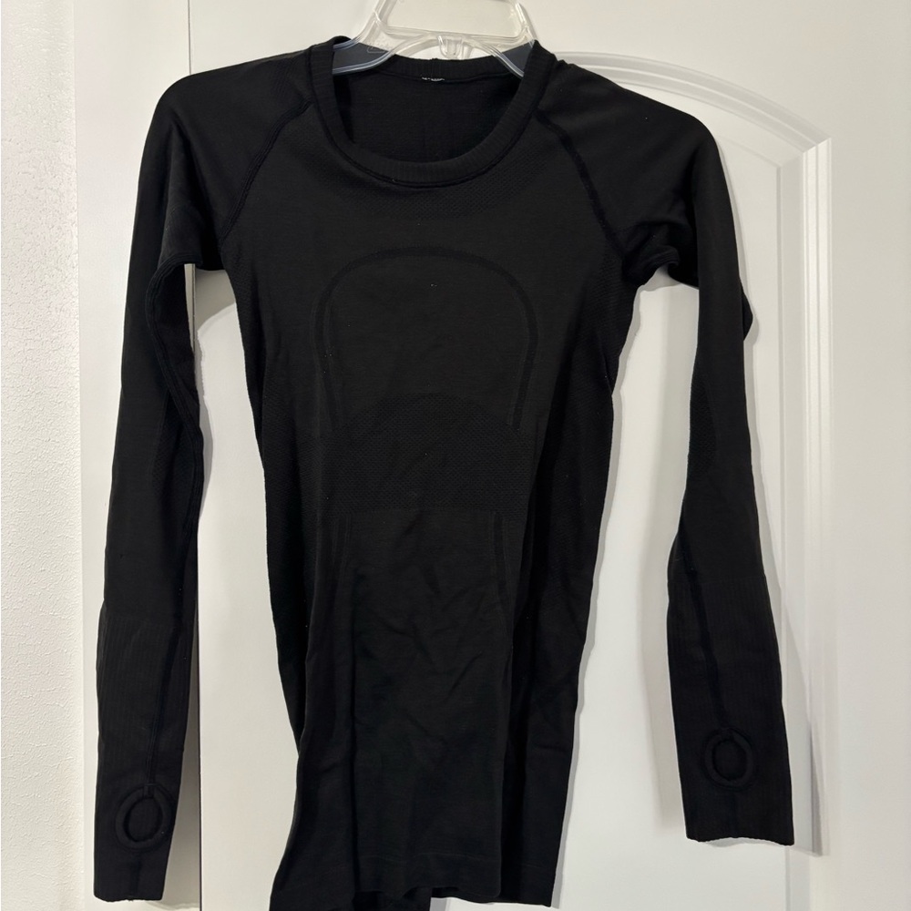 Black Lululemon Long Sleeve Swiftly Top